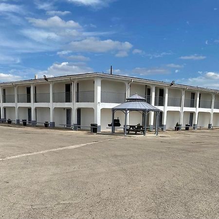 Dilley Executive Inn Exterior foto